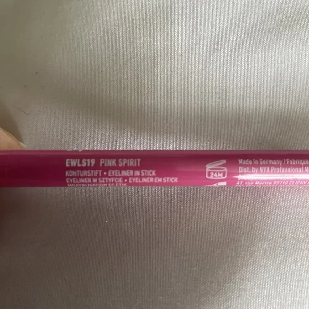 NYX Epic Wear Liner Stick Eyeliner Pencil EWLS19 Pink Spirit